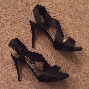 CAPARROS Black Silk Bow Dress Heel Sandals Sz 7.